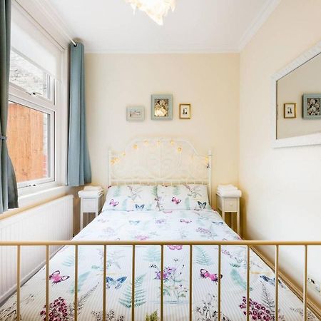 Bikki Apartments - 2 Bedroom 哈罗区 外观 照片