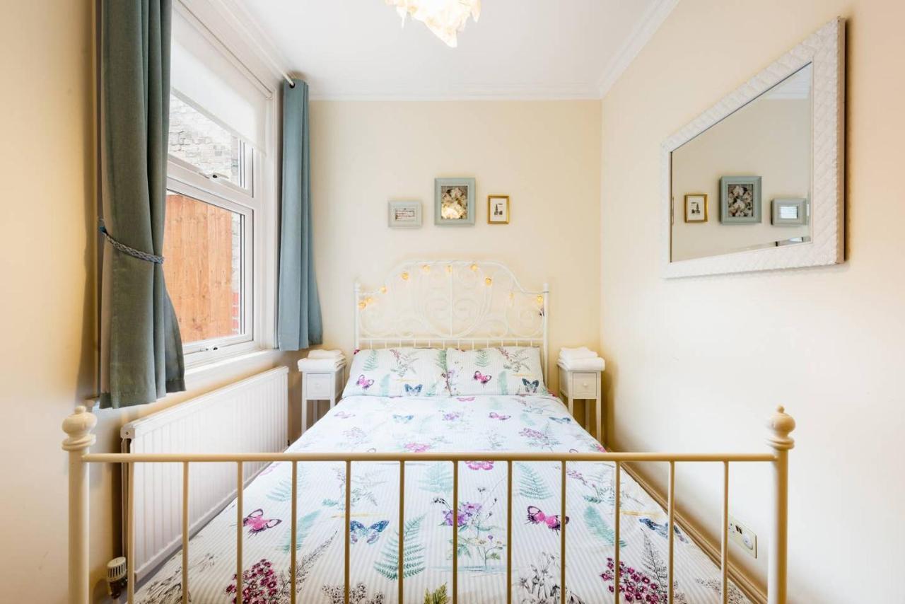 Bikki Apartments - 2 Bedroom 哈罗区 外观 照片