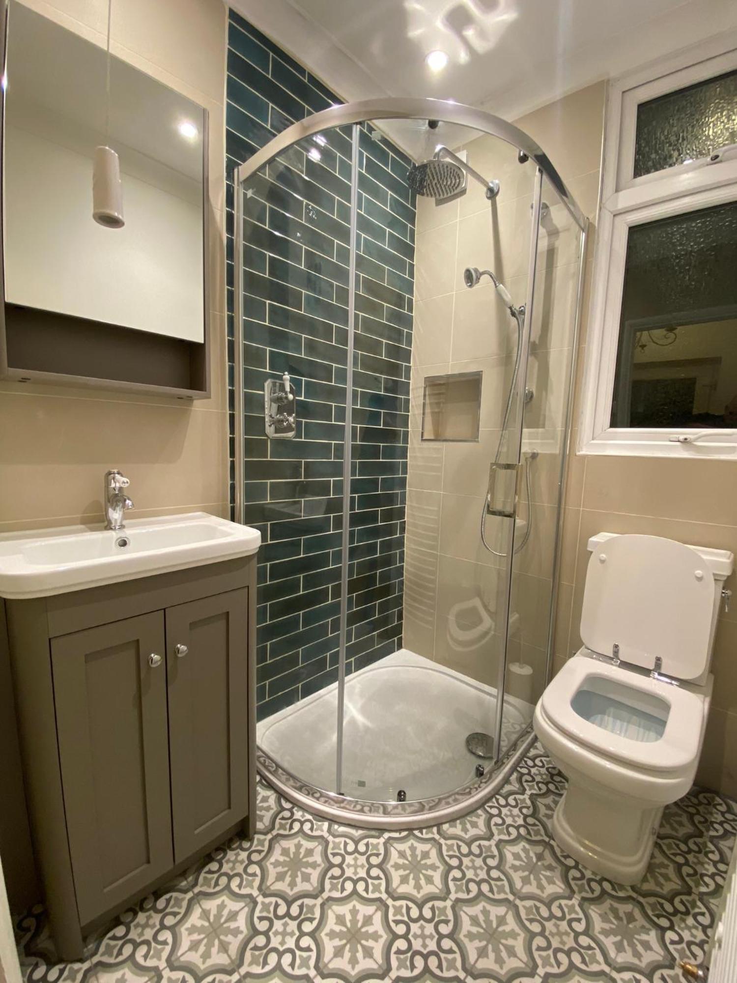 Bikki Apartments - 2 Bedroom 哈罗区 外观 照片
